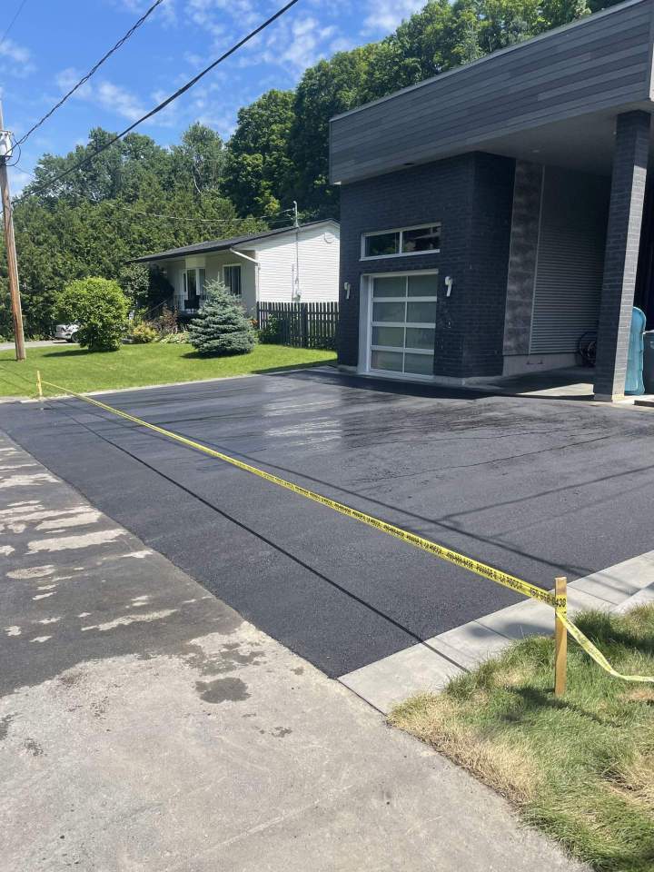 Travaux de pavage Laval